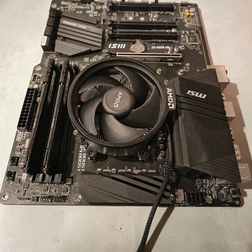 Kit  (CPU / RAM / Carte Mère / Cooler) 🧩 AMD Ryzen 5 5600X / 32GB DDR4 / b550 vc pro